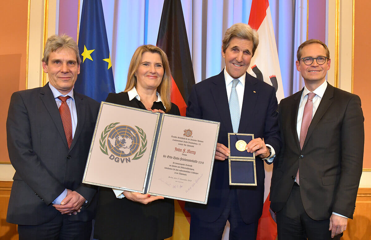 Verleihung der Otto-Hahn-Friedensmedaille